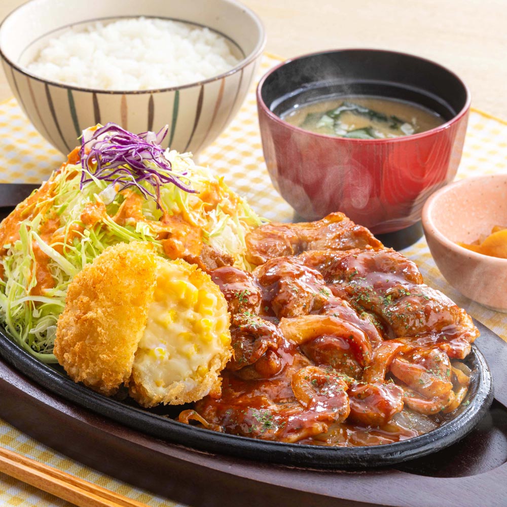 洋食屋の鉄板ポークチャップ