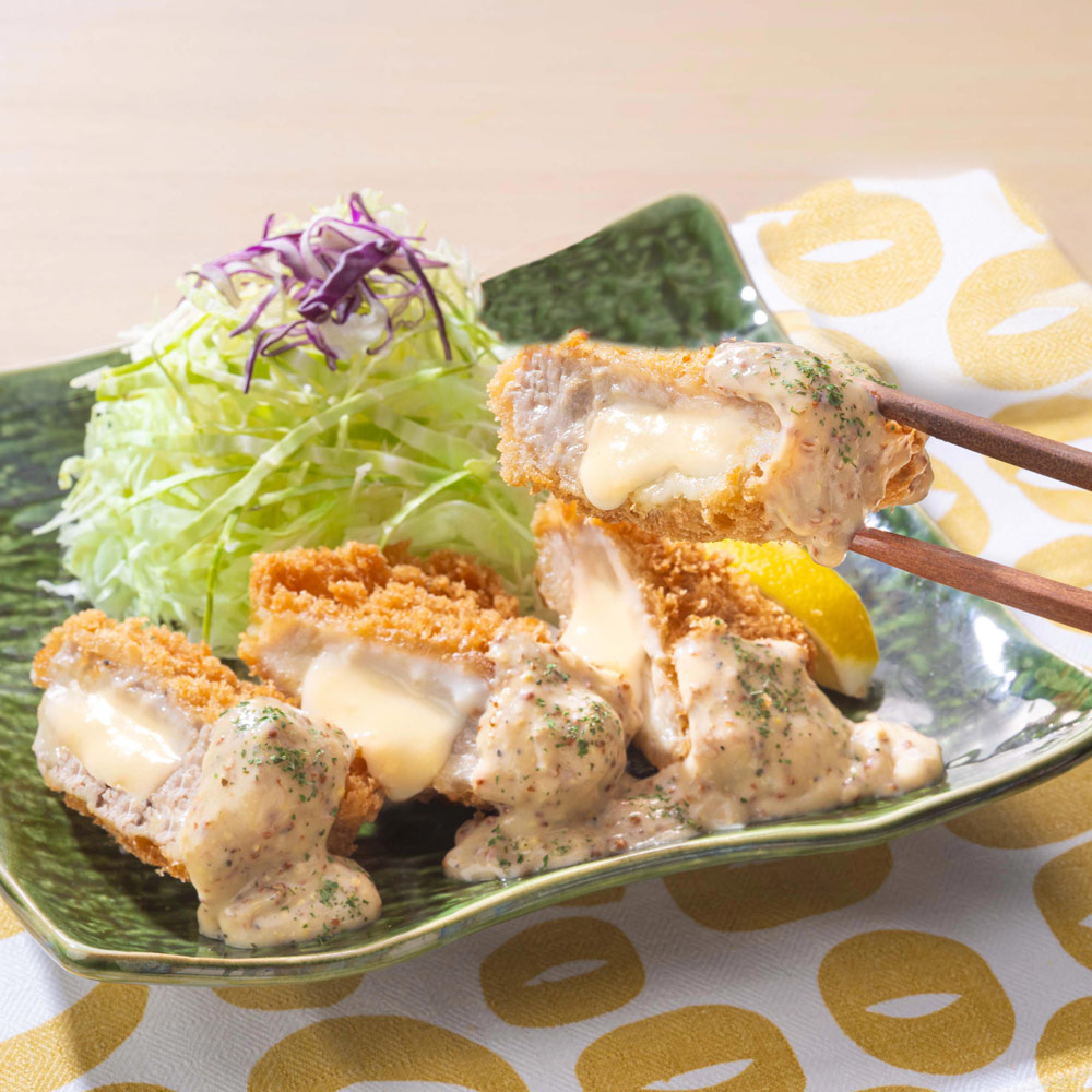 とろ～りチーズのヒレかつ マスタードクリームソース