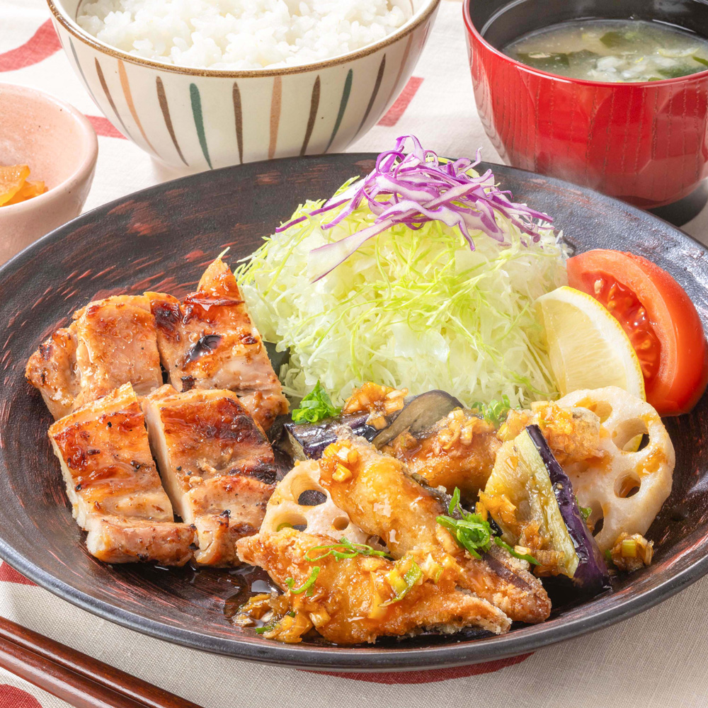 もろみチキンの炭火焼きとほっけ竜田揚げ 〜もろみ醤油の香味ネギだれ〜