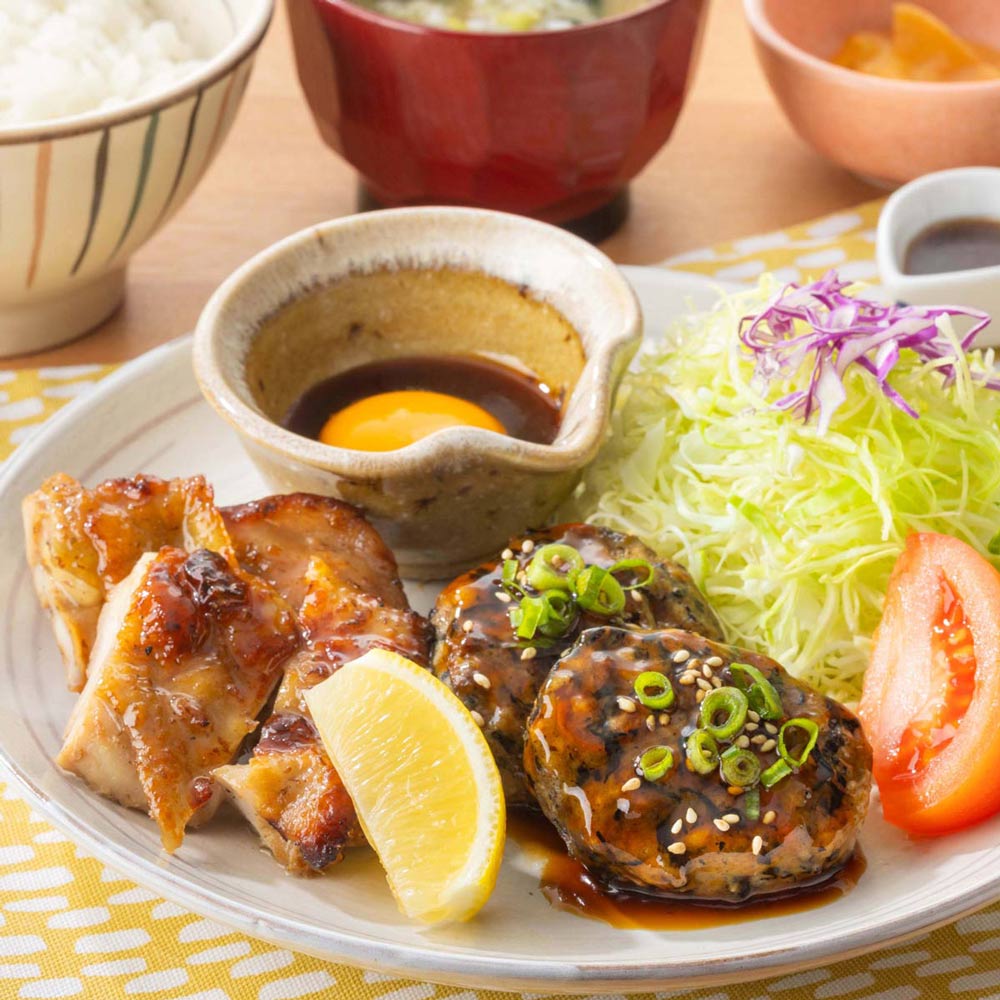 ひじき入り鶏つくねともろみチキンの炭火焼き