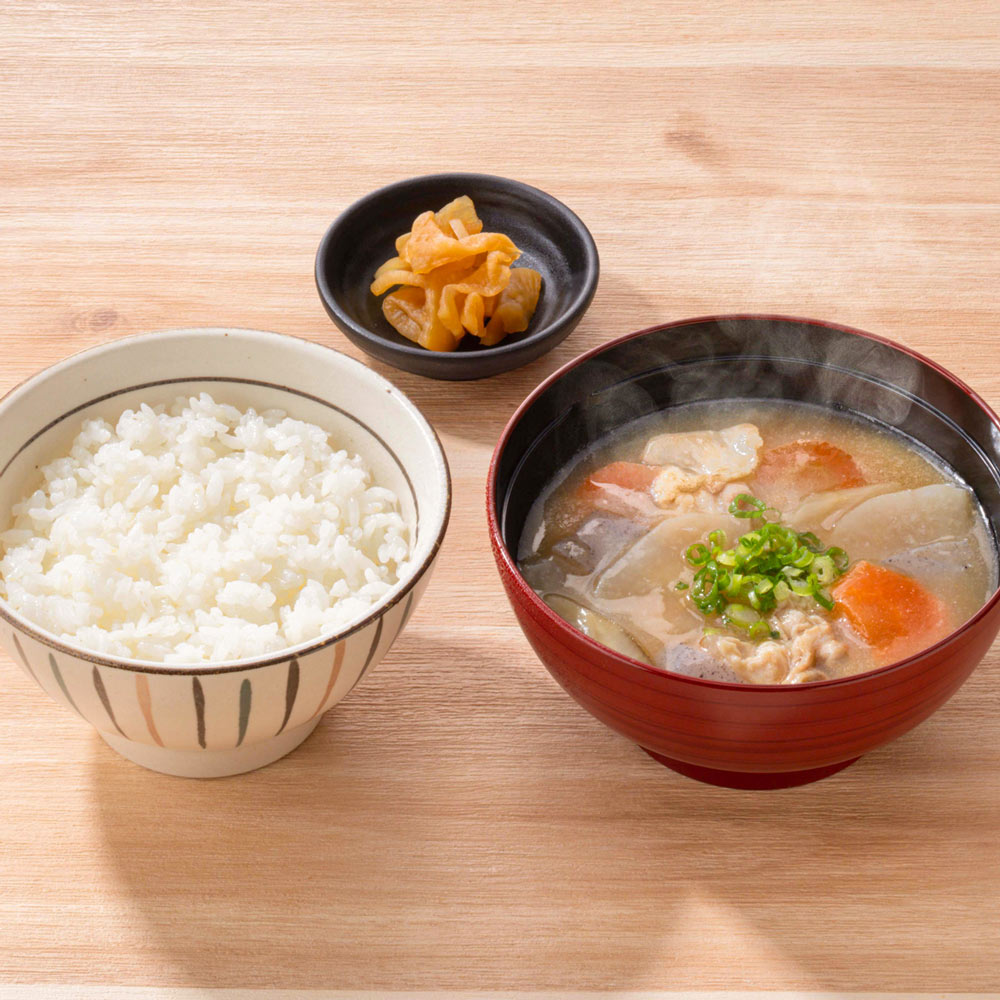 Cセット(ご飯・豚汁・漬物)