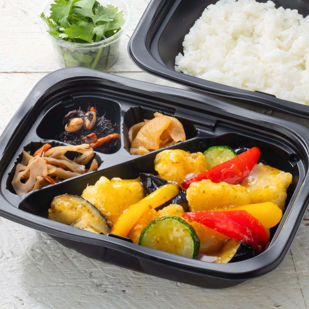 鱧と夏野菜のエスニック甘酢ソース 弁当