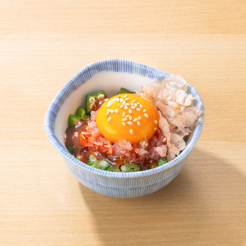 まぐろユッケ