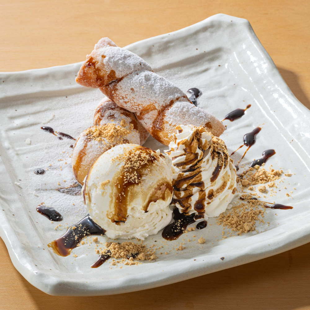 揚げパンとミルクアイス