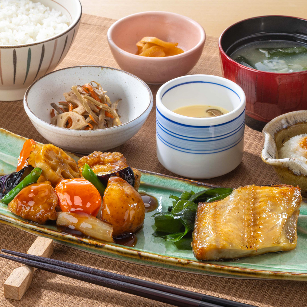 選べる二種盛り 大戸屋湯処御膳