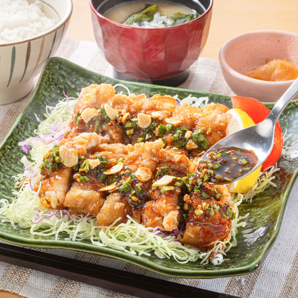 生ニラだれの油淋鶏