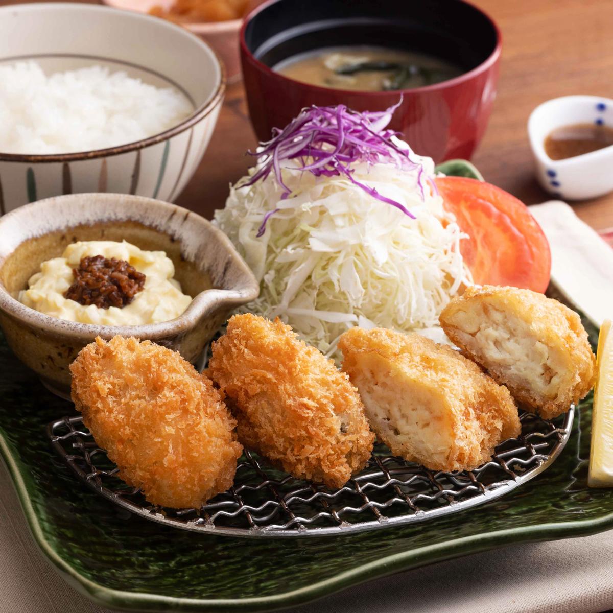 広島県江田島産大粒牡蠣と、白子入り真だらのフライ定食